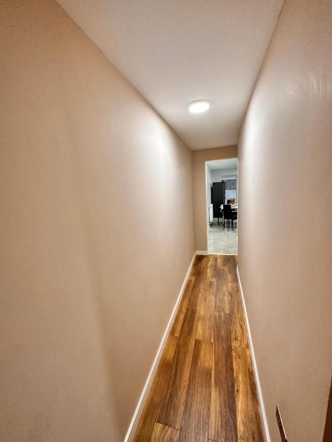 Canary Wharf Single Double And En-Suite Rooms Londres Exterior foto