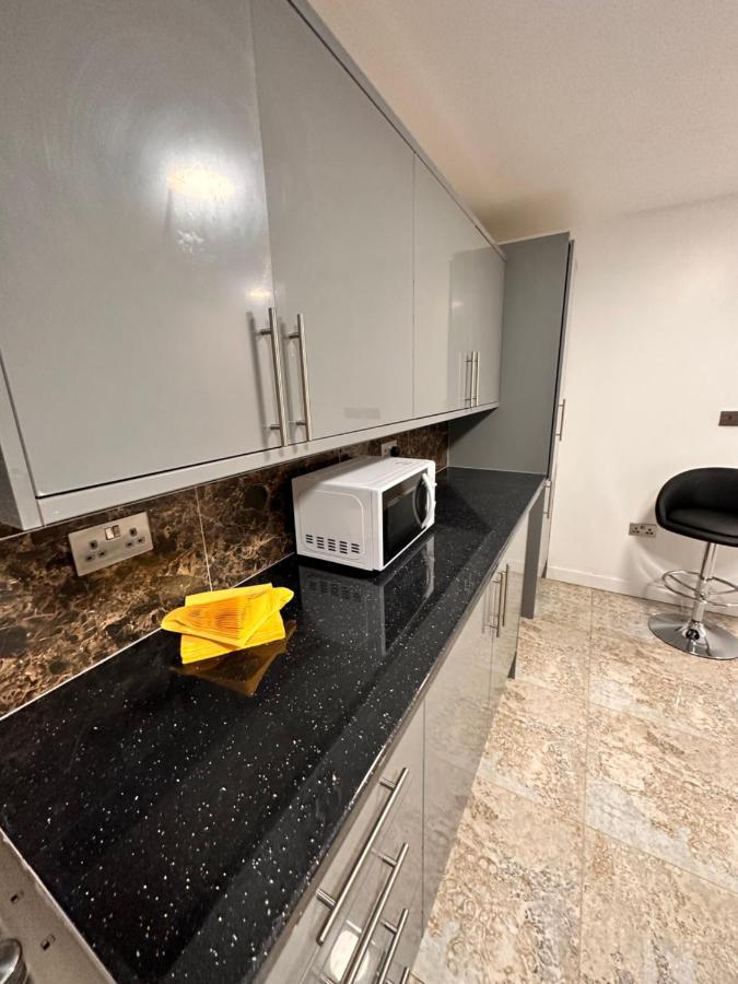 Canary Wharf Single Double And En-Suite Rooms Londres Exterior foto