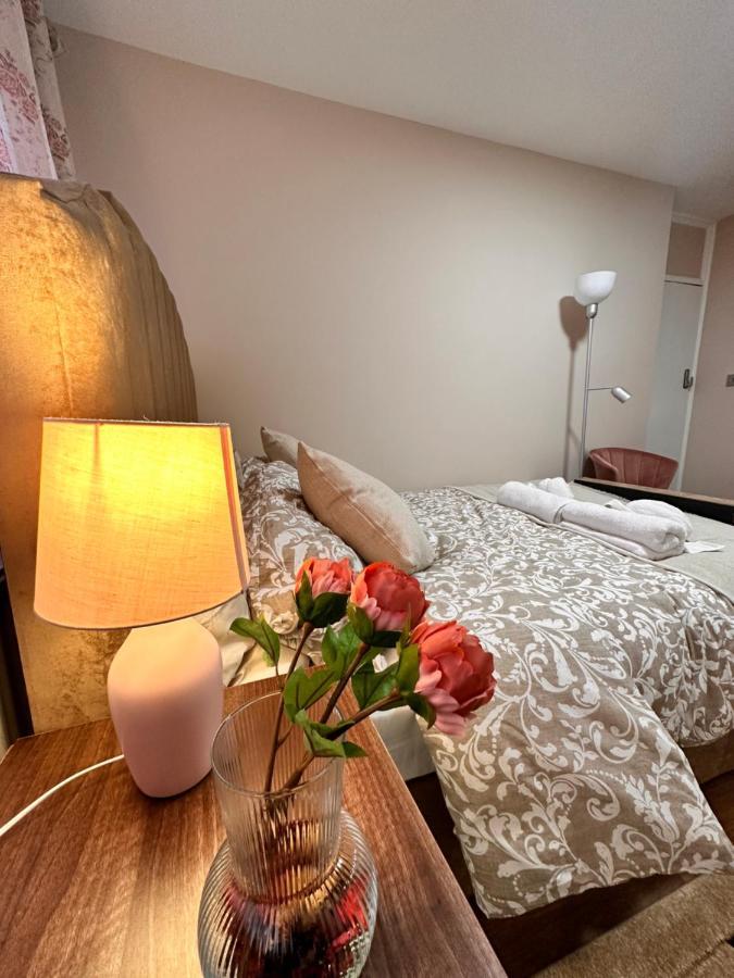 Canary Wharf Single Double And En-Suite Rooms Londres Exterior foto
