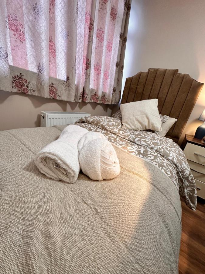 Canary Wharf Single Double And En-Suite Rooms Londres Exterior foto