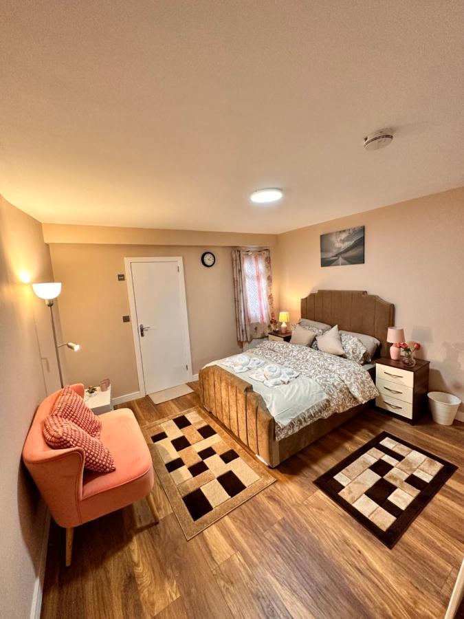 Canary Wharf Single Double And En-Suite Rooms Londres Exterior foto